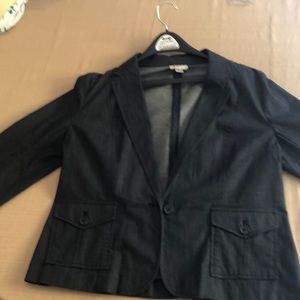 Cotton/spandex dark denim jacket. Worn once